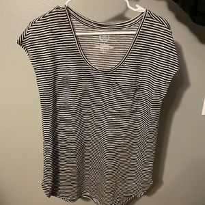 Maurice’s 24/7 tee